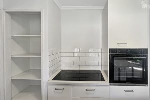 82 Limpus Street, Urangan, QLD 4655 AUS