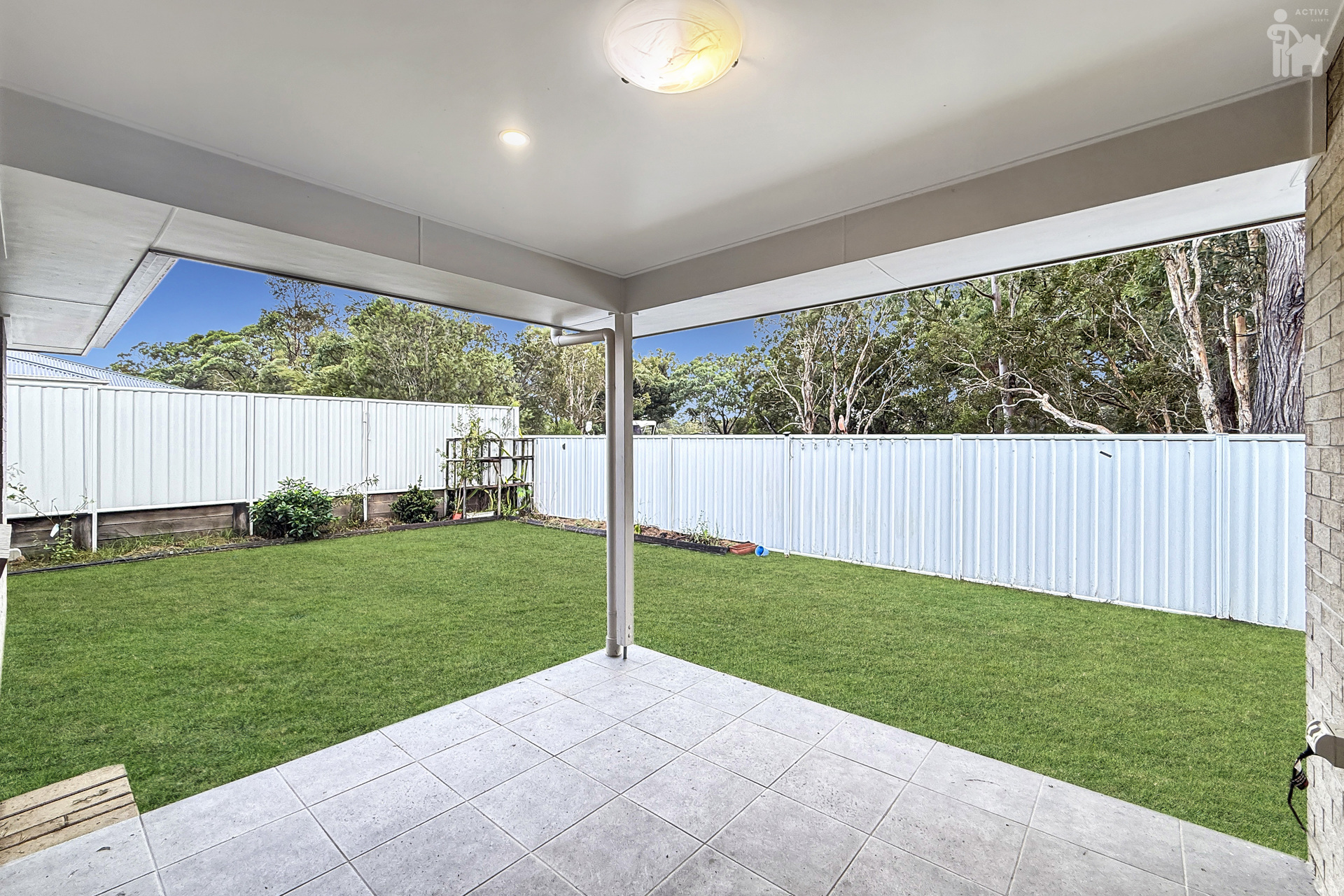 53 Walkers Road, Urangan, QLD 4655 AUS