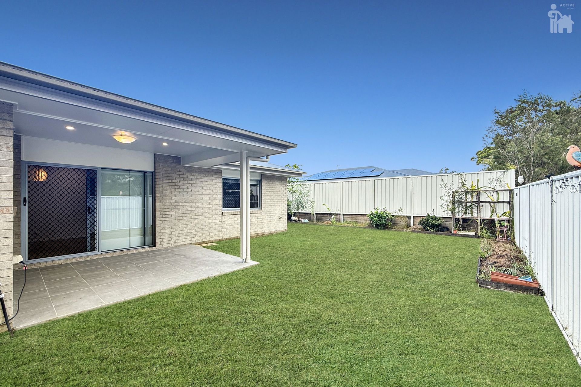 53 Walkers Road, Urangan, QLD 4655 AUS