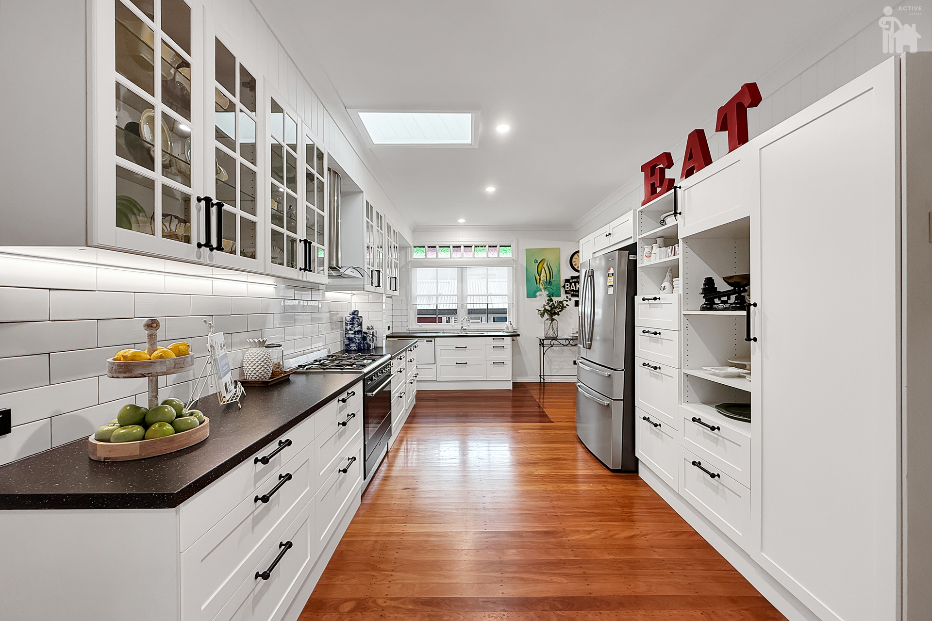 2/57 Miller Street, Urangan, QLD 4655 AUS