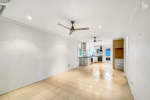 2/29 Saunders Street, Point Vernon, QLD 4655 AUS