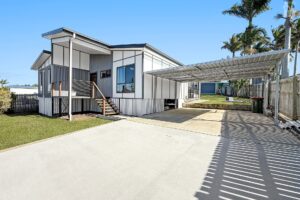 5 Petrel Avenue, River Heads, QLD 4655 AUS