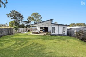 5 Petrel Avenue, River Heads, QLD 4655 AUS