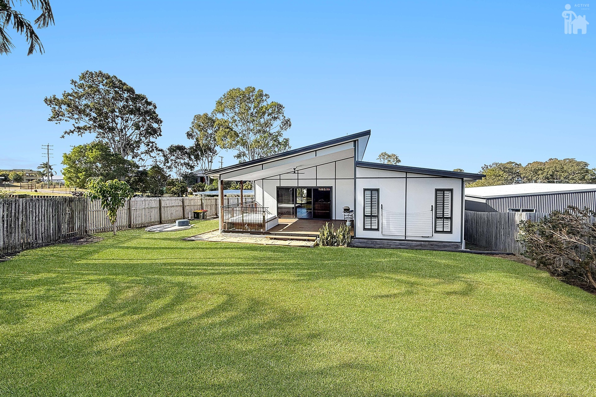 5 Petrel Avenue, River Heads, QLD 4655 AUS