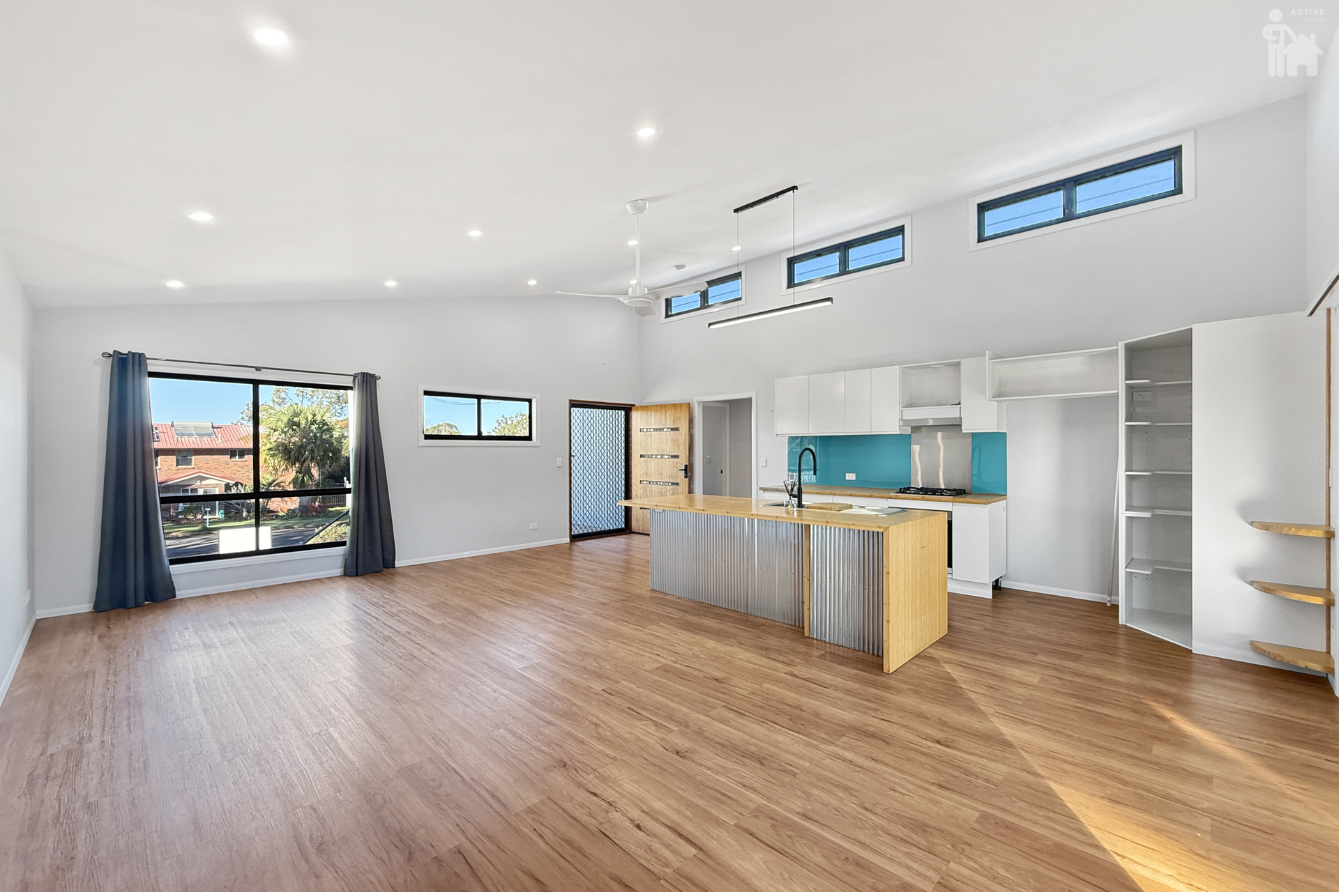 5 Petrel Avenue, River Heads, QLD 4655 AUS