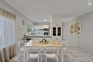 3/438 The Esplanade, Torquay, QLD 4655 AUS