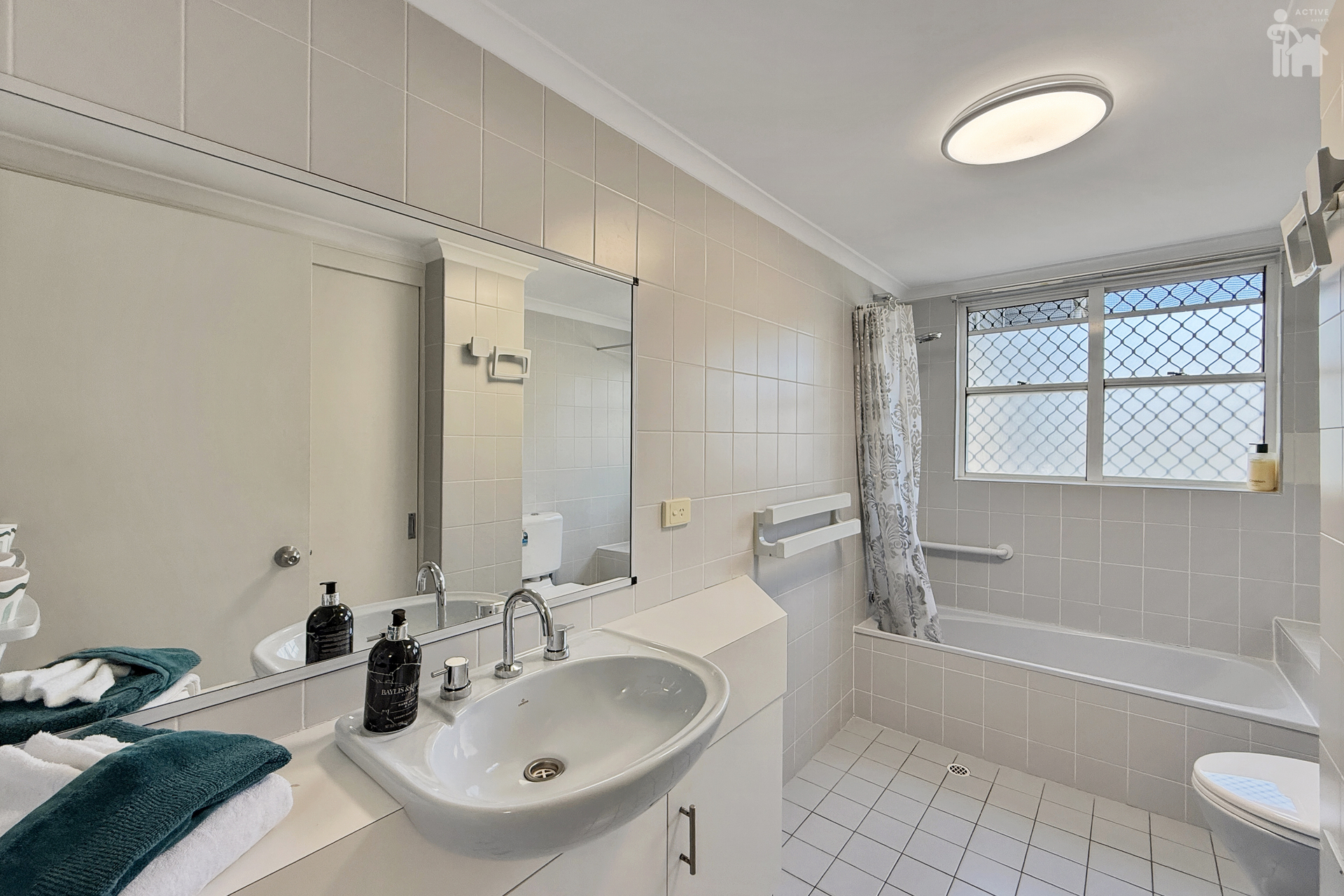 3/438 The Esplanade, Torquay, QLD 4655 AUS