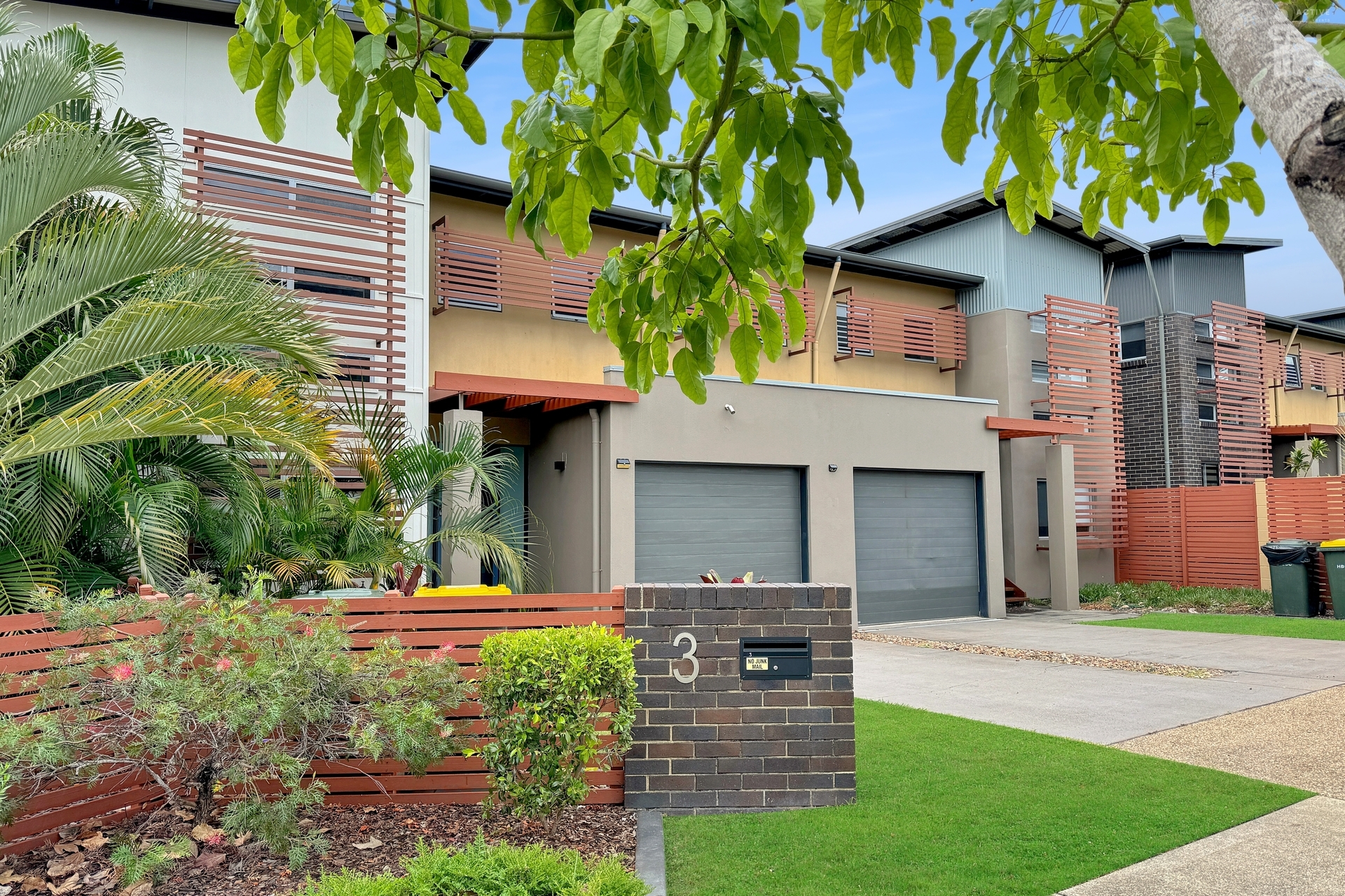 3/136 Pulgul Street, Urangan, QLD 4655 AUS