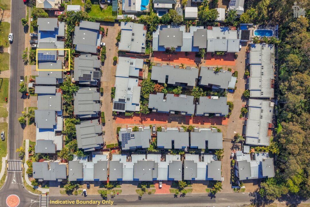 3/136 Pulgul Street, Urangan, QLD 4655 AUS