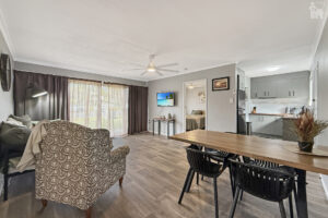 1/404 Esplanade, Torquay, QLD 4655 AUS