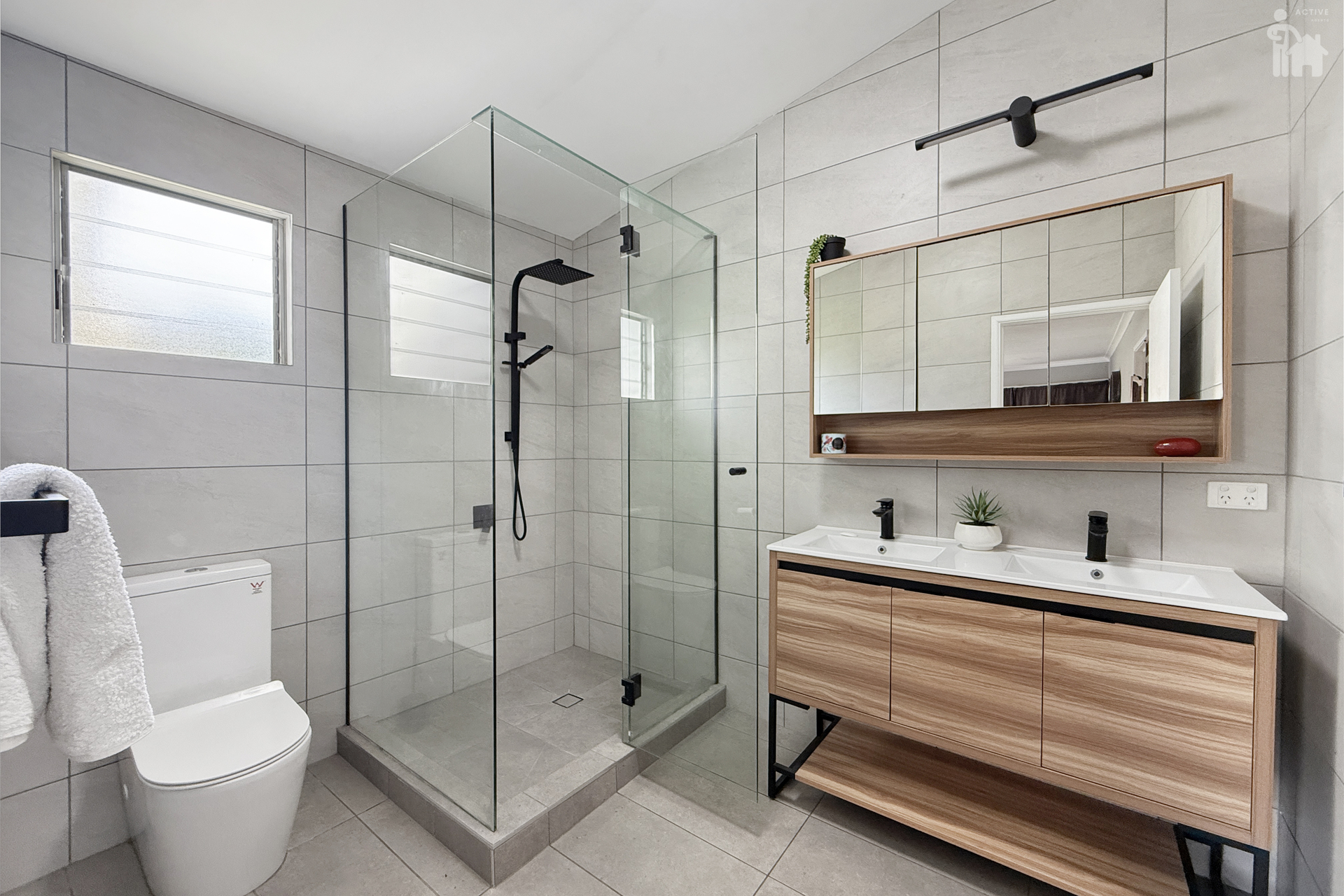 1/404 Esplanade, Torquay, QLD 4655 AUS