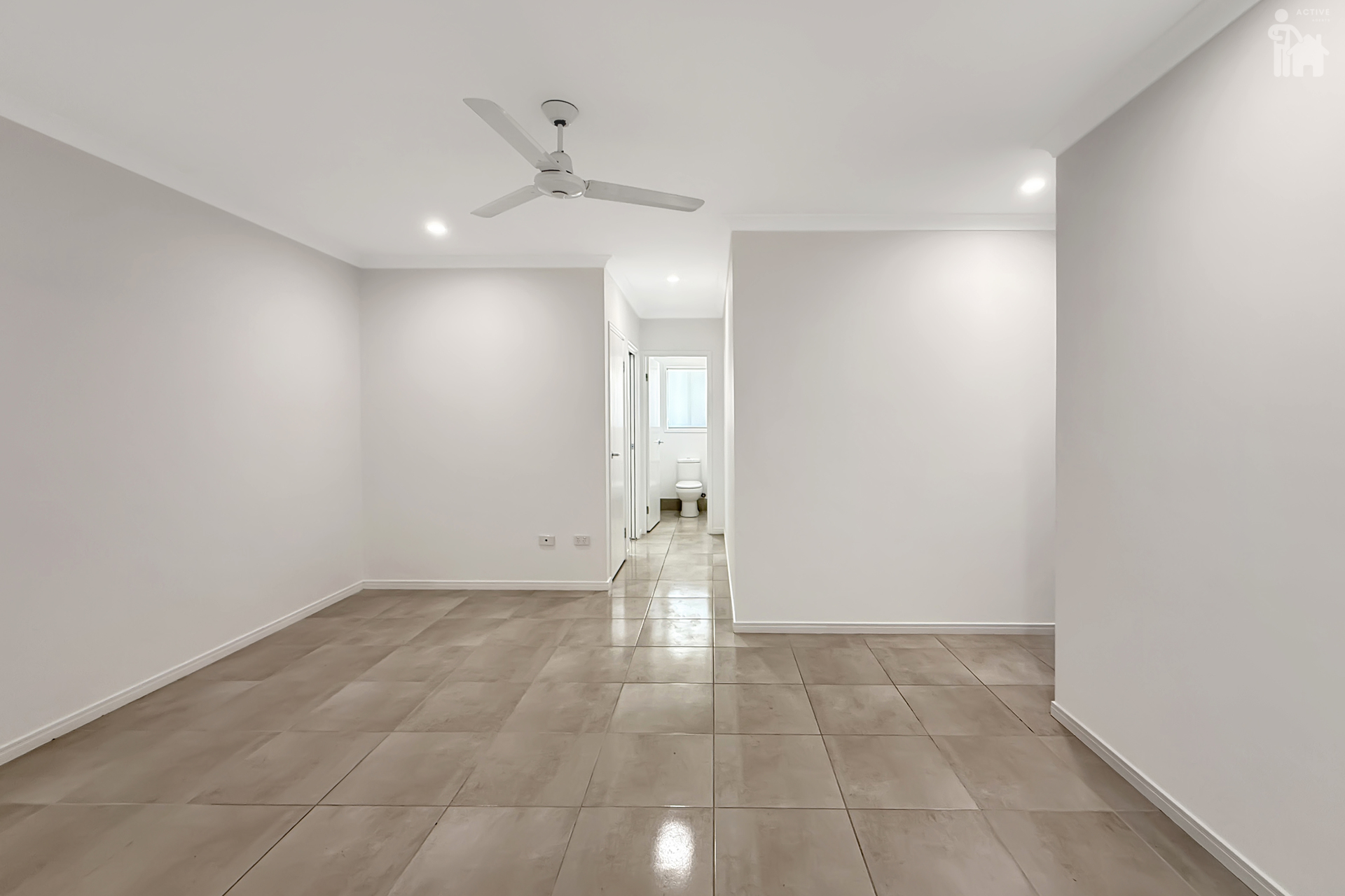 9 Mermaid Court, Eli Waters, QLD 4655 AUS