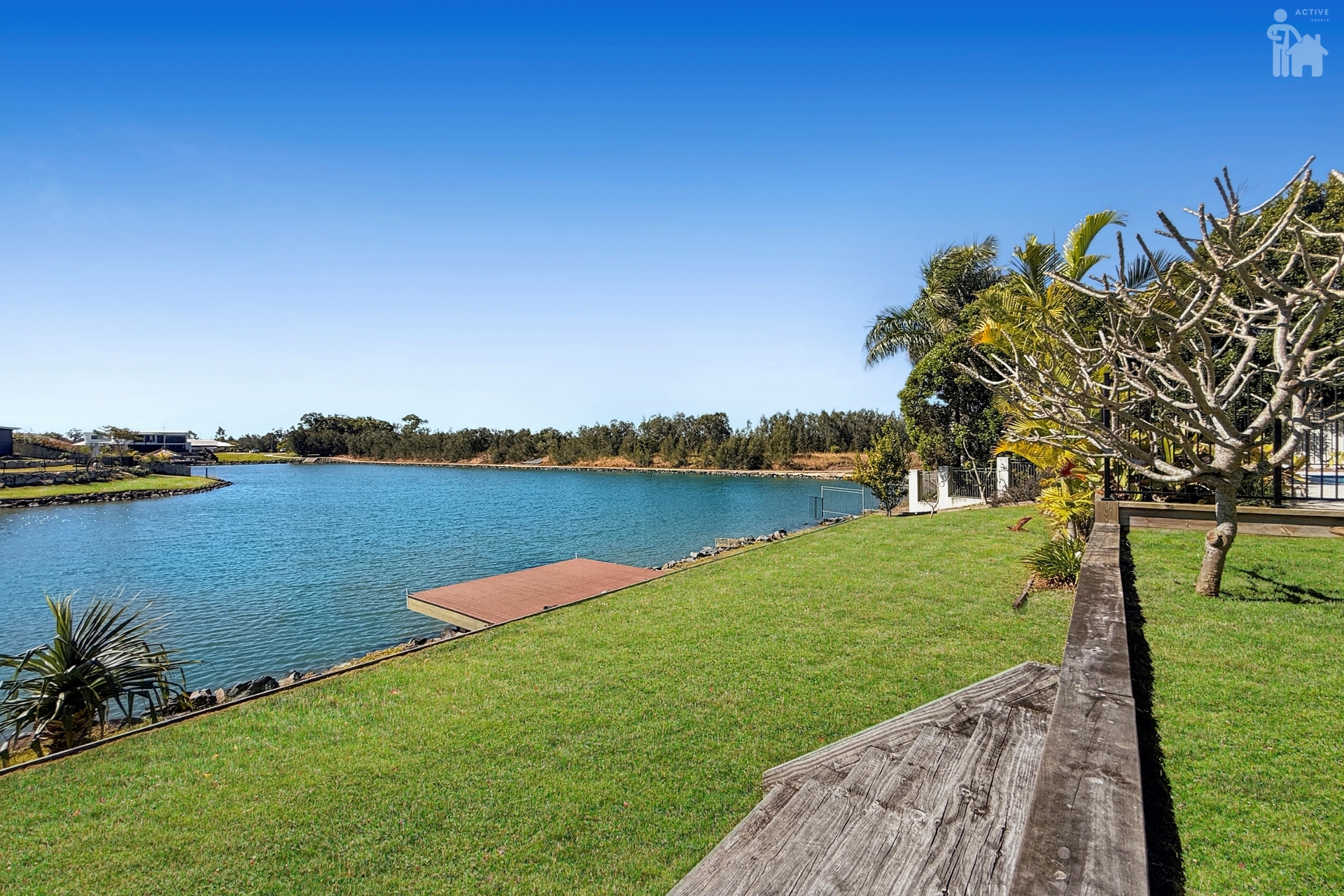 9 Mermaid Court, Eli Waters, QLD 4655 AUS