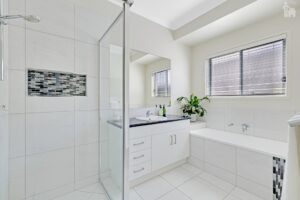 52 Waterhole Place, Bli Bli, QLD 4560 AUS