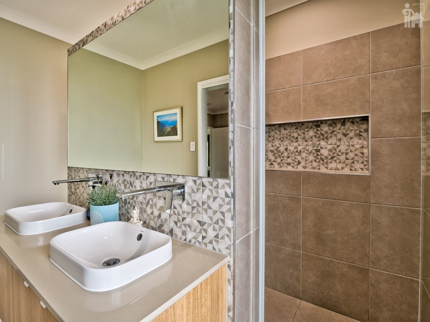 26 Leaward Boulevard, Pialba, QLD 4655 AUS
