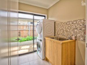 26 Leaward Boulevard, Pialba, QLD 4655 AUS