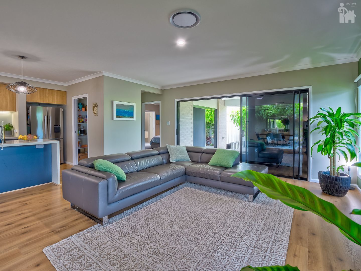 26 Leaward Boulevard, Pialba, QLD 4655 AUS