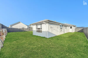 3 Cardamon Avenue, Nikenbah, QLD 4655 AUS