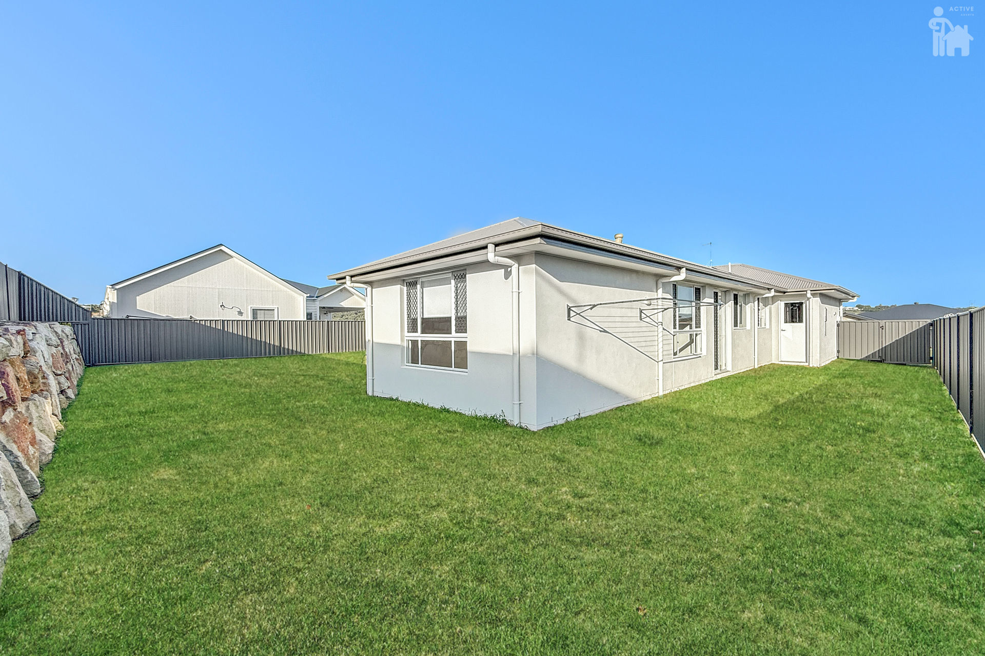 3 Cardamon Avenue, Nikenbah, QLD 4655 AUS