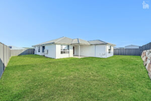3 Cardamon Avenue, Nikenbah, QLD 4655 AUS