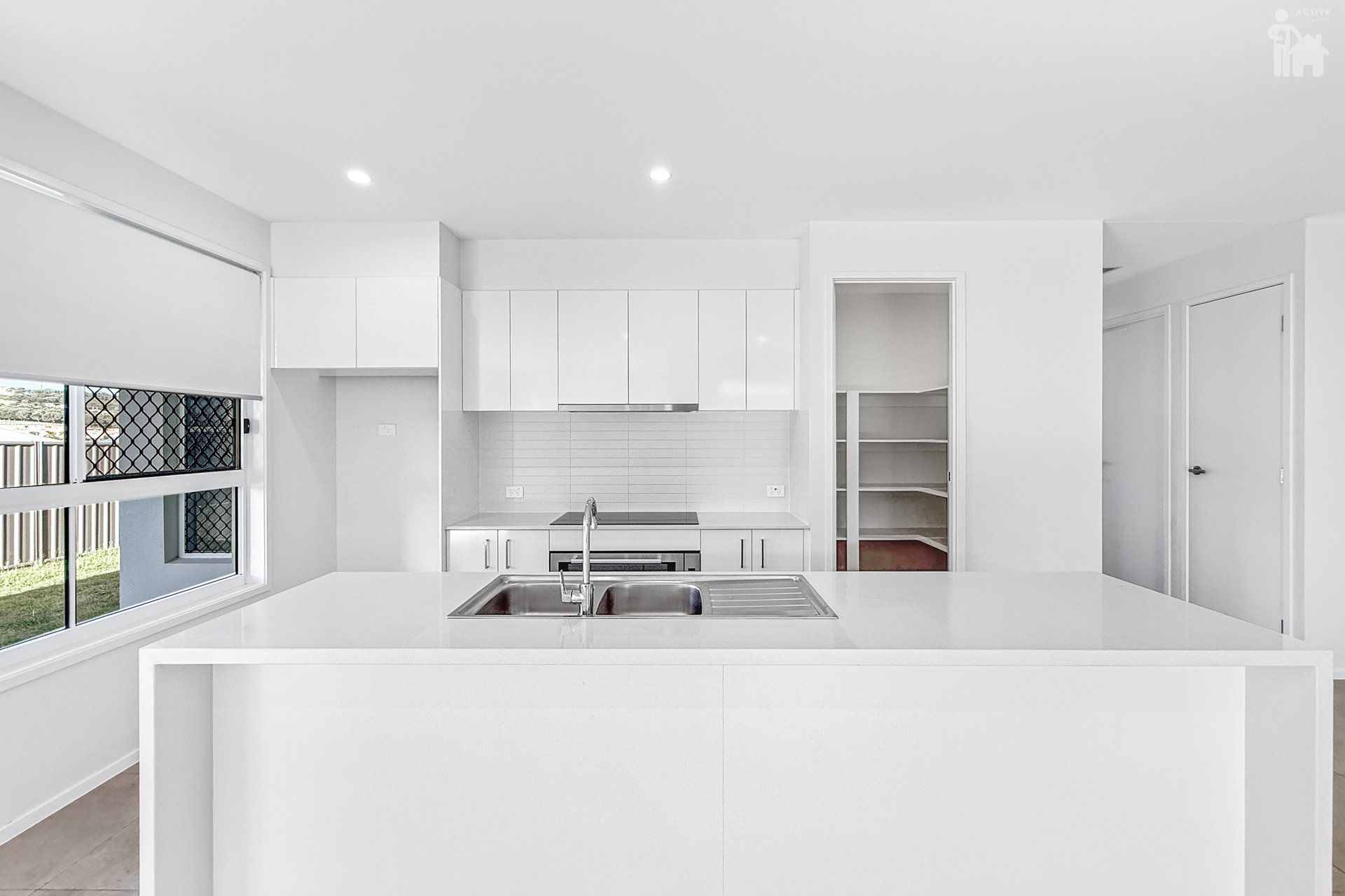 3 Cardamon Avenue, Nikenbah, QLD 4655 AUS