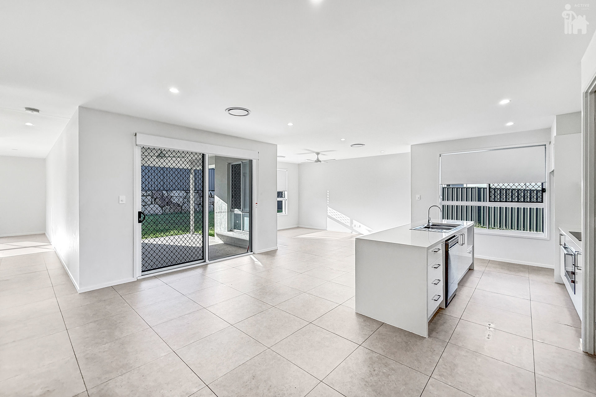 3 Cardamon Avenue, Nikenbah, QLD 4655 AUS