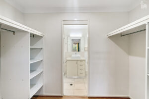 15 Whipbird Court, Urangan, QLD 4655 AUS