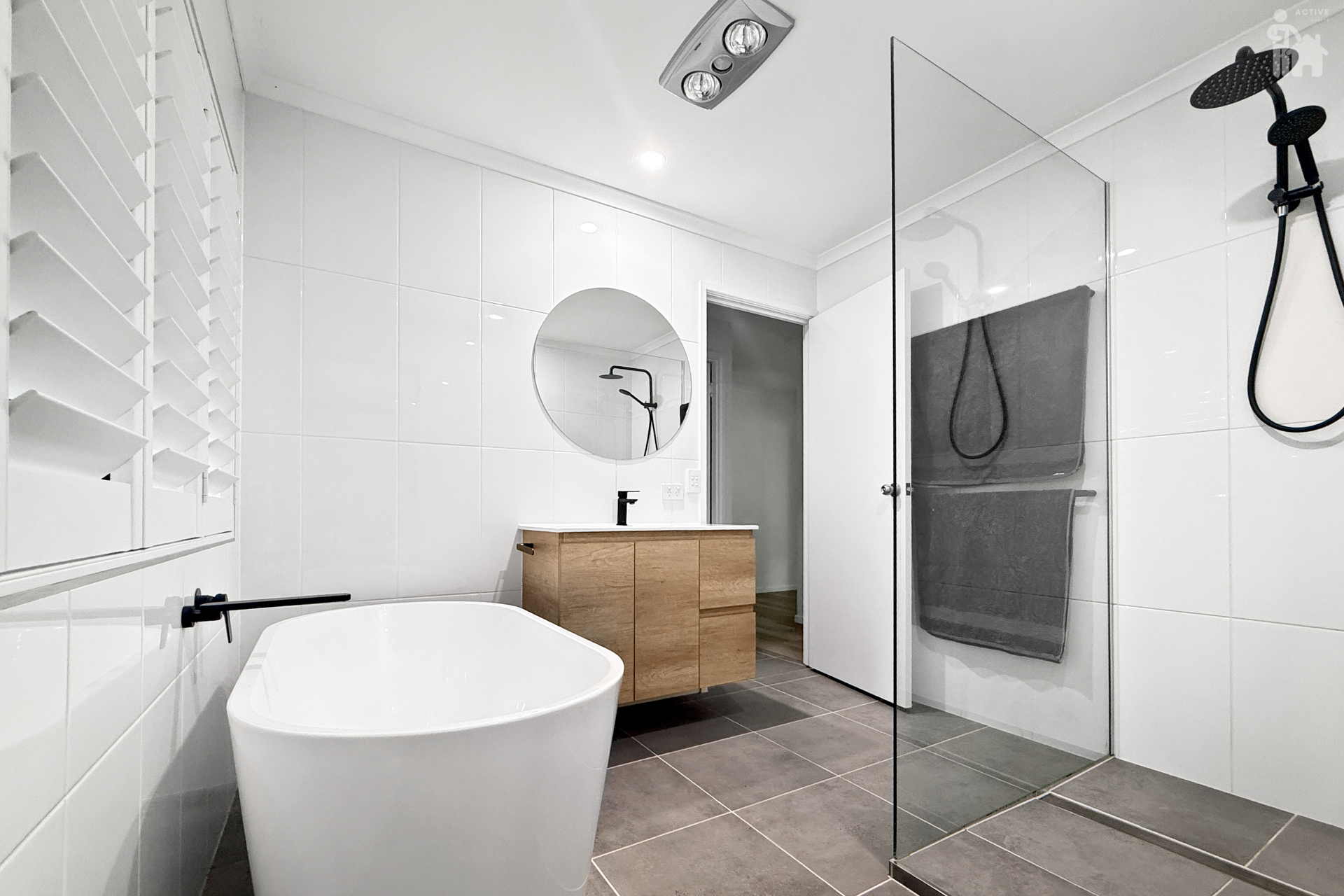 35 Oslove Drive, Booral, QLD 4655 AUS