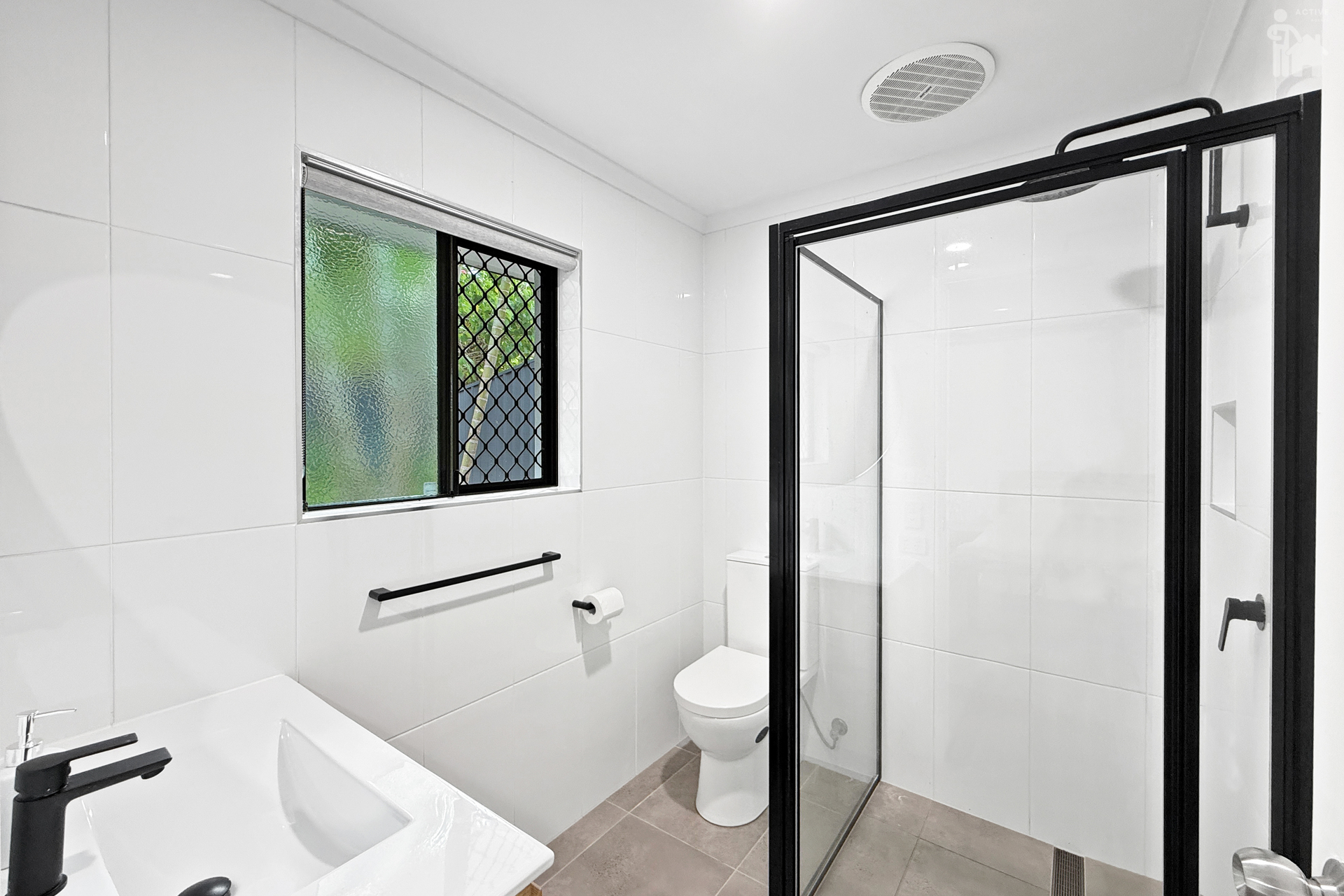 35 Oslove Drive, Booral, QLD 4655 AUS