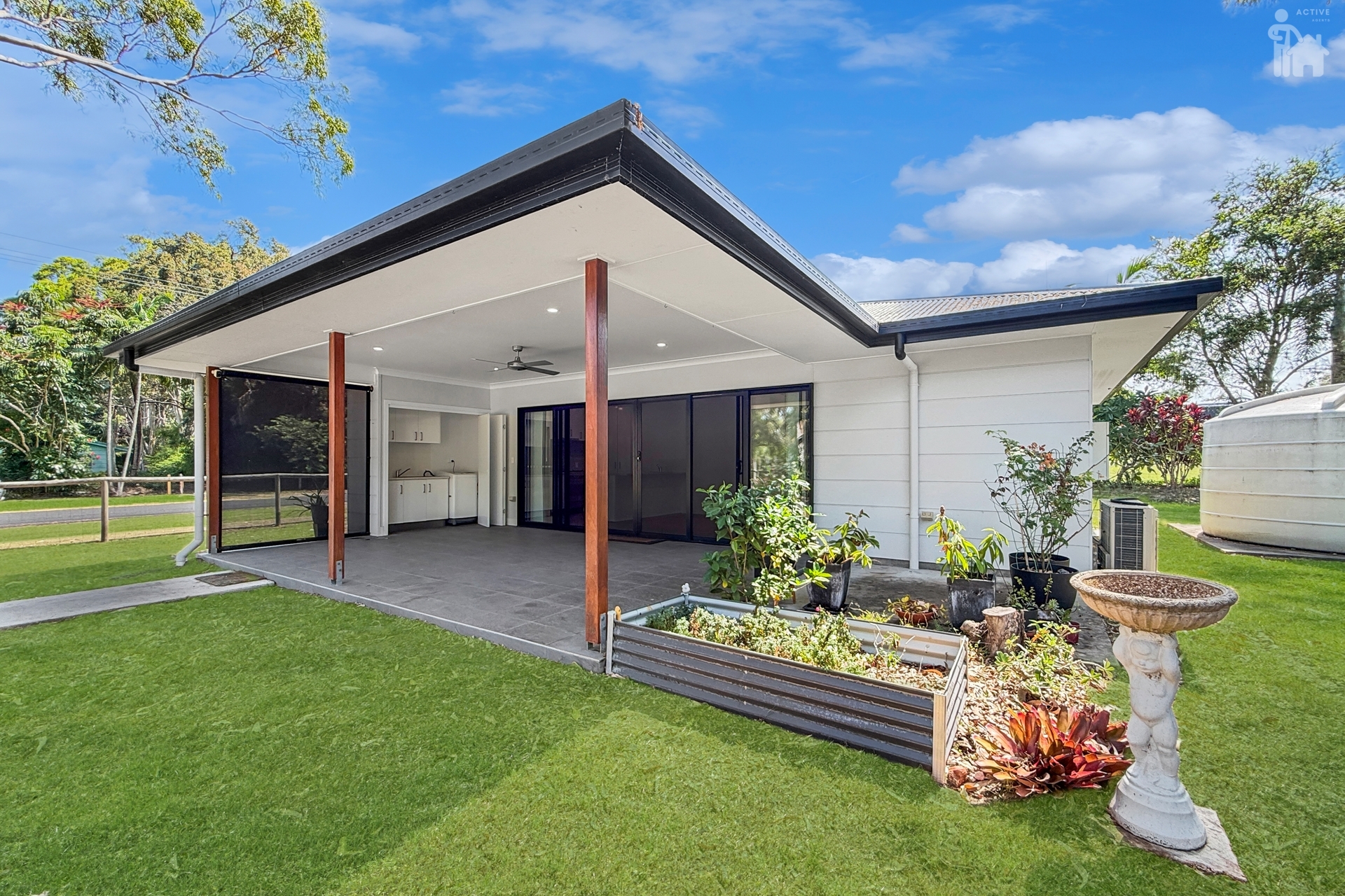 35 Oslove Drive, Booral, QLD 4655 AUS