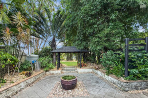 35 Oslove Drive, Booral, QLD 4655 AUS