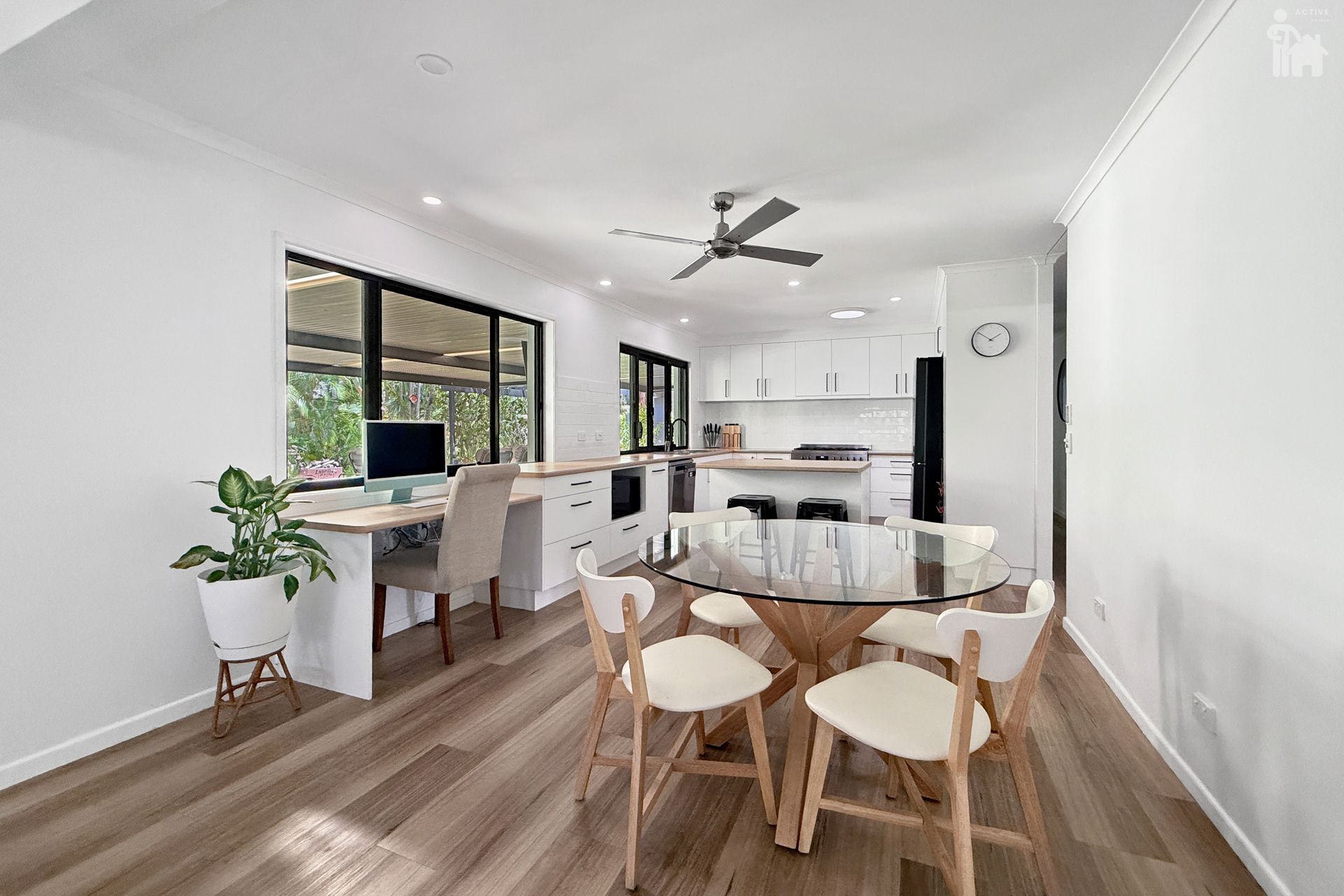 35 Oslove Drive, Booral, QLD 4655 AUS