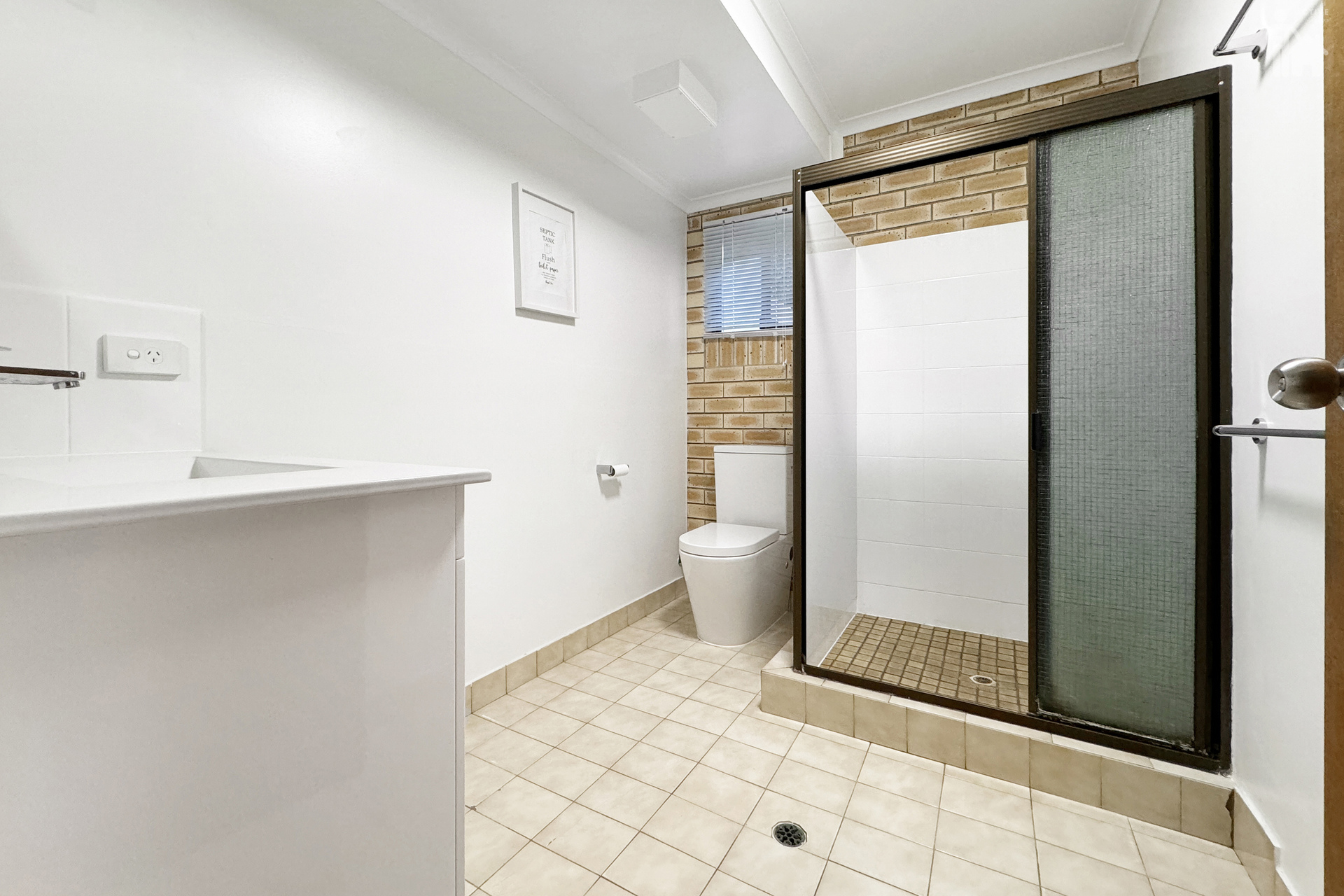 16 Pacific Promenade, Craignish, QLD 4655 AUS