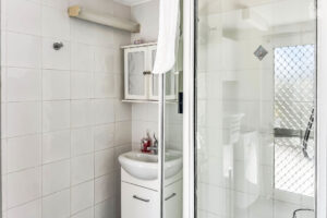 3/458 Esplanade, Torquay, QLD 4655 AUS