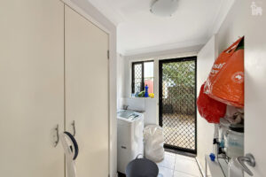 11/654 Esplanade, Urangan, QLD 4655 AUS