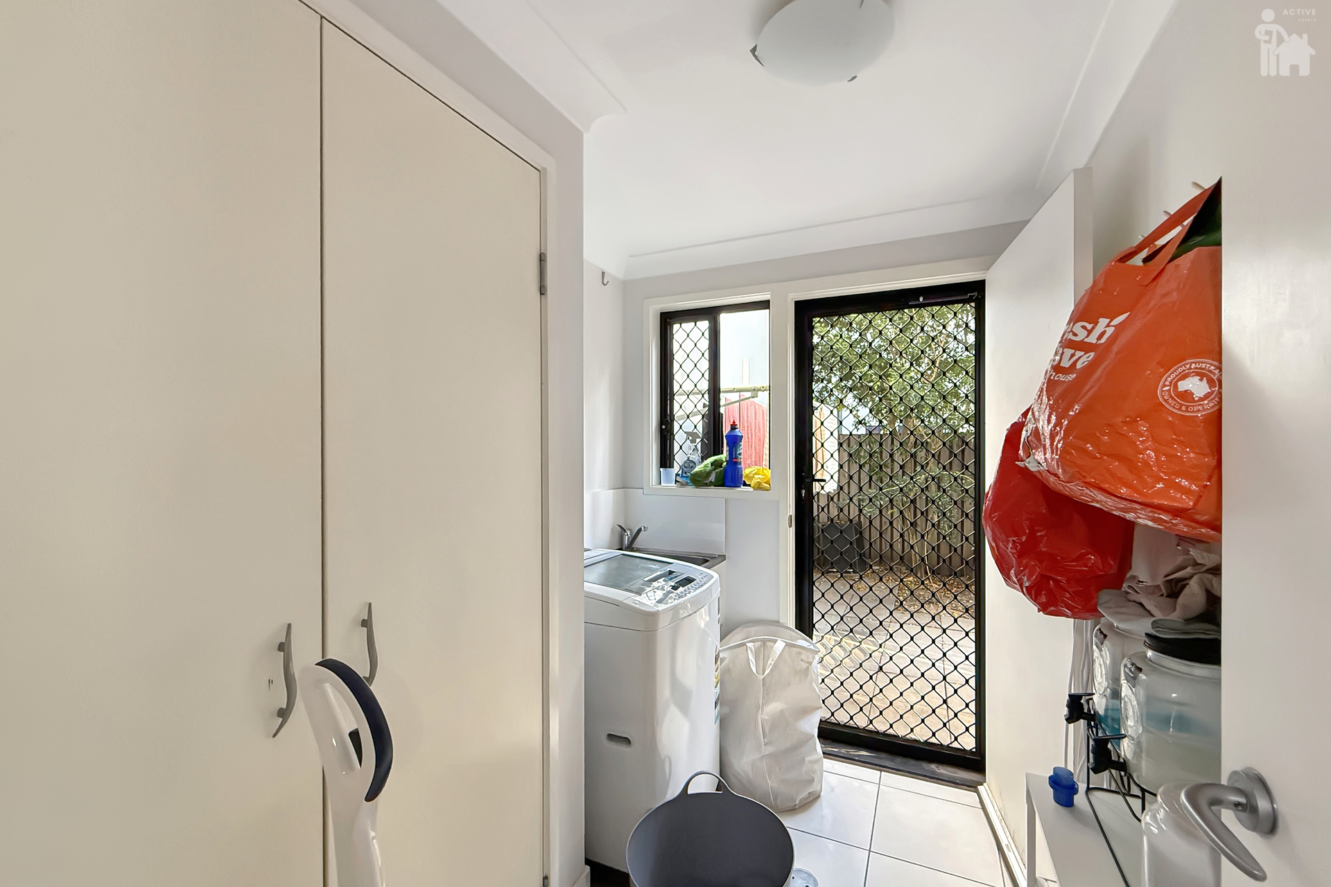 11/654 Esplanade, Urangan, QLD 4655 AUS