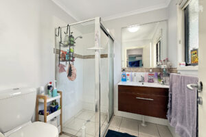 11/654 Esplanade, Urangan, QLD 4655 AUS