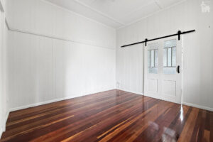 24 King Street, Urangan, QLD 4655 AUS