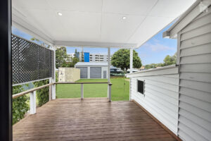 24 King Street, Urangan, QLD 4655 AUS