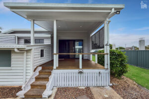 24 King Street, Urangan, QLD 4655 AUS