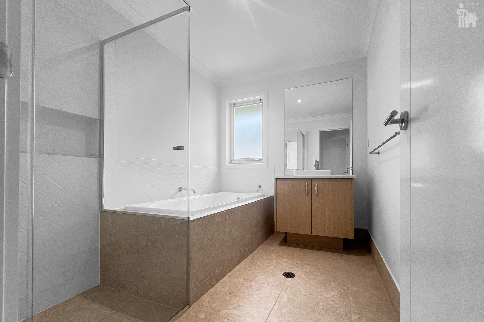 9 Wungul Drive, Nikenbah, QLD 4655 AUS