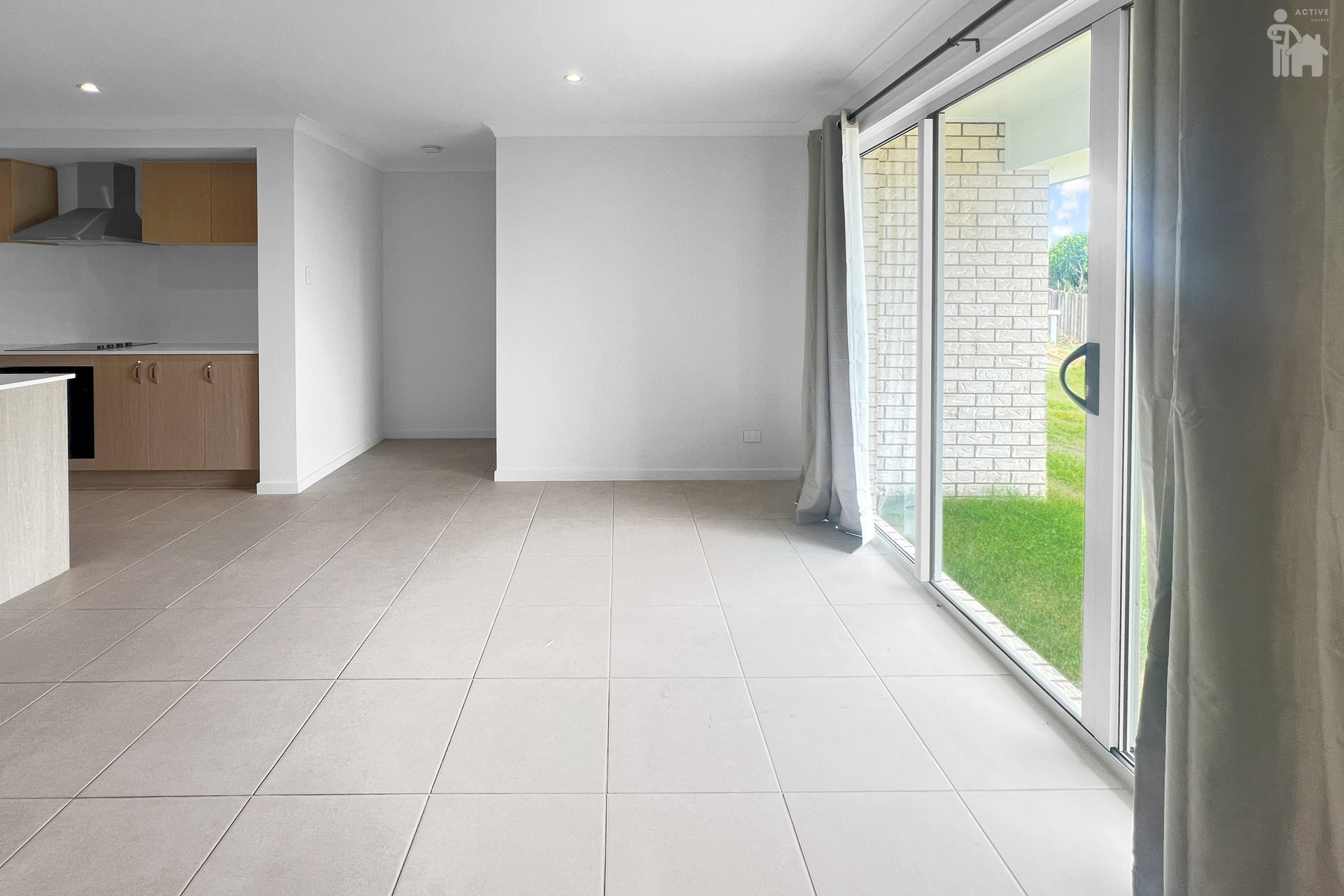 9 Wungul Drive, Nikenbah, QLD 4655 AUS