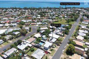19 William Street, Urangan, QLD 4655 AUS