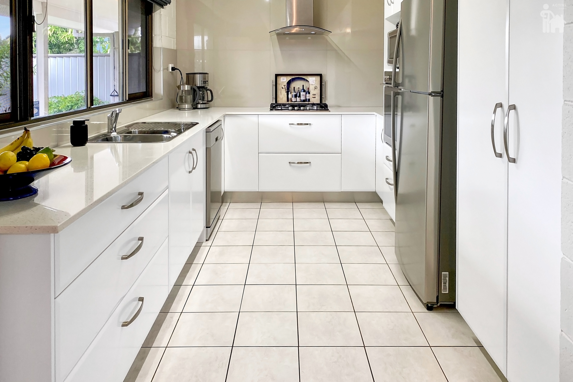 19 William Street, Urangan, QLD 4655 AUS