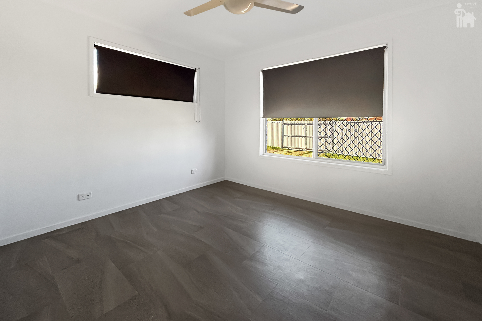 6 Howlett Street, Urangan, QLD 4655 AUS