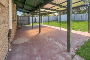 6 Howlett Street, Urangan, QLD 4655 AUS