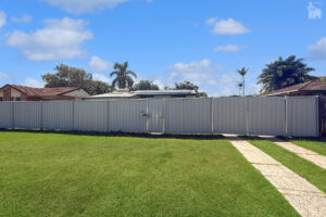 6 Howlett Street, Urangan, QLD 4655 AUS
