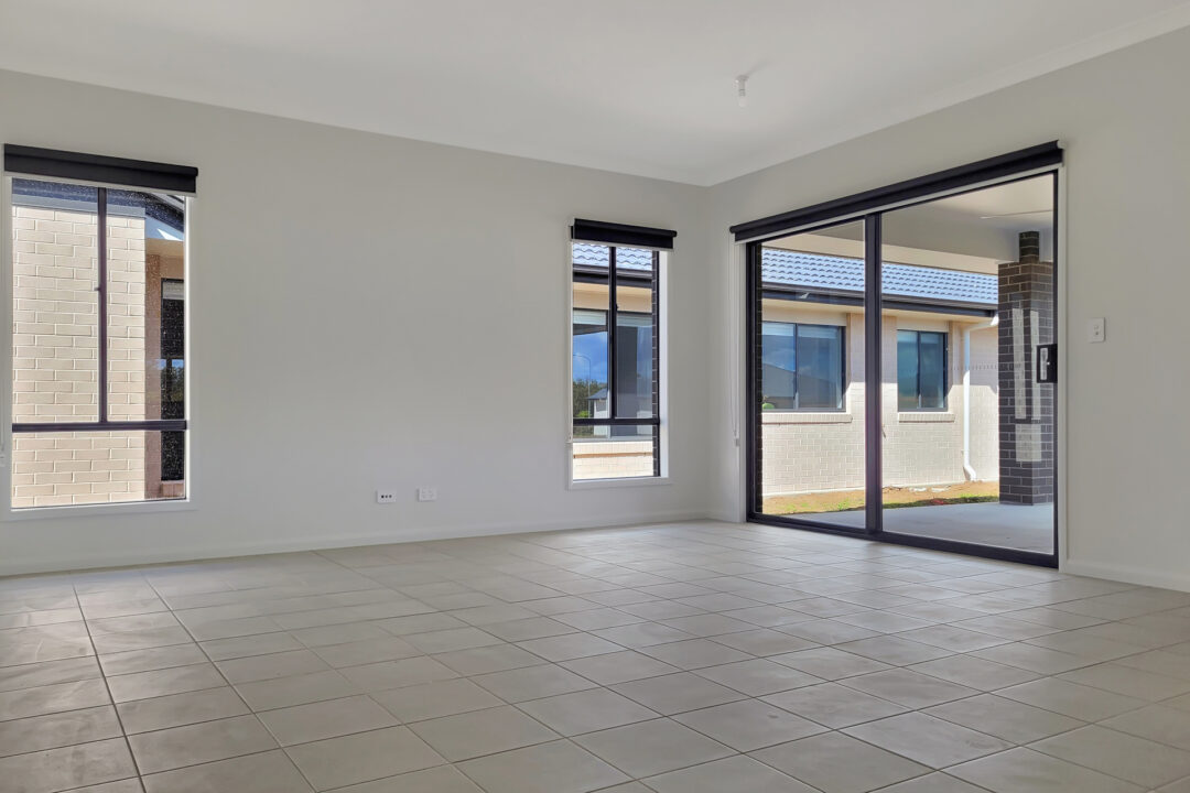 9 Songlark Court, Point Vernon, QLD 4655 AUS