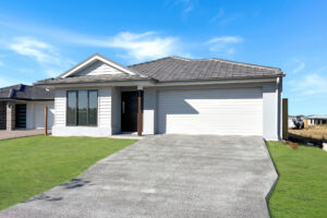 9 Songlark Court, Point Vernon, QLD 4655 AUS