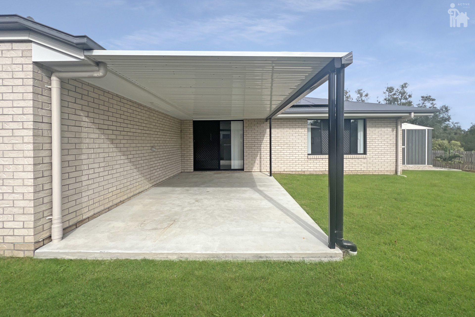 60 Girraween Way, Eli Waters, QLD 4655 AUS